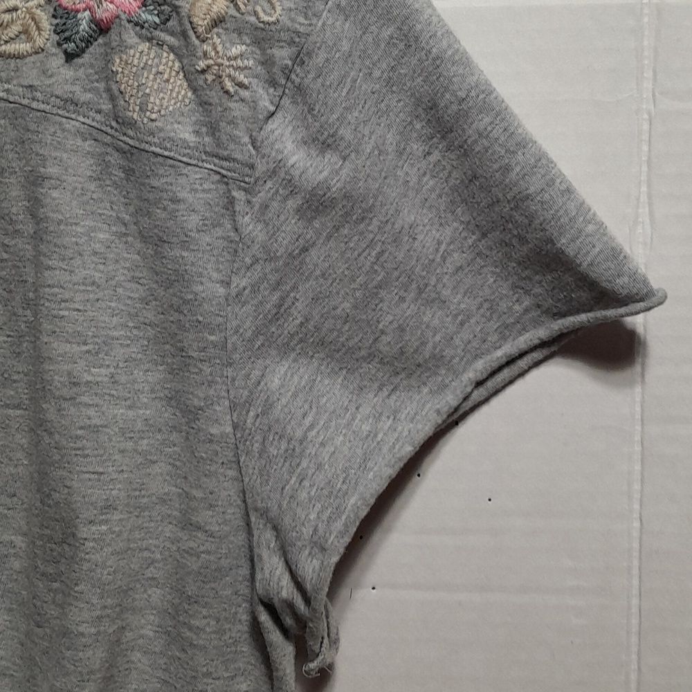 Johnny Was Gray Tee with Pink & Teal Floral Embroidery and Cream Lace - Picture 4 of 6